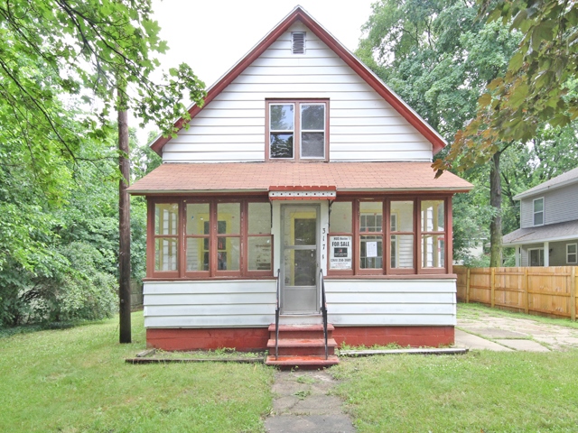 317 E 4 Th Street, Lawton, MI 49065 