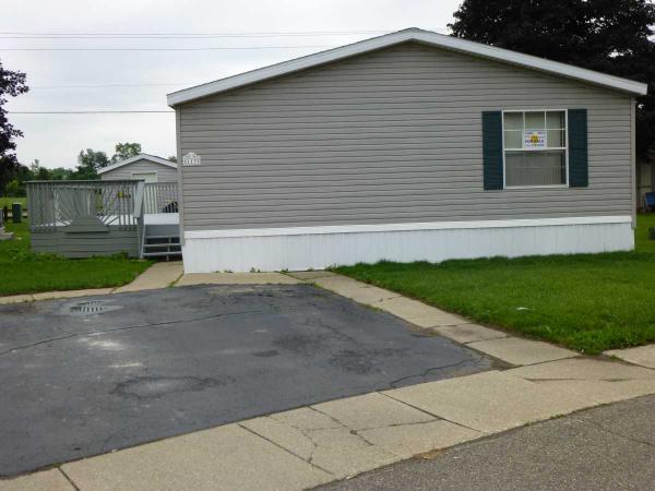 113 Maple, Belleville, MI 48111 