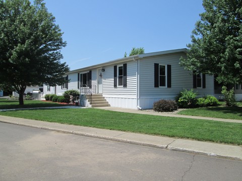 3201 Red clover, Kalamazoo, MI 49004 