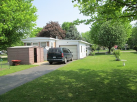 2823 Old Farm Road, Kalamazoo, MI 49004 