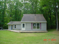 252 E Hillsdale Dr, Roscommon, MI 48653 