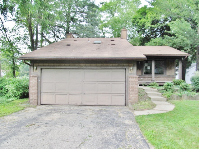8790 Wise Road, Commerce Township, MI 48382 
