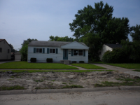 3910 Toepfer Rd, Warren, MI 48091 