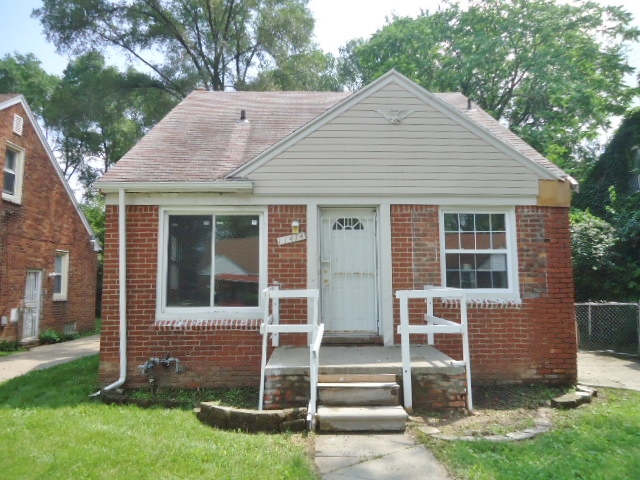 11414 Auburn St, Detroit, MI 48228 