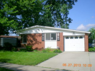 30441 Spybrook St, Roseville, MI 48066 