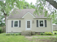 3364 Oakwood Street, Ann Arbor, MI 48104 