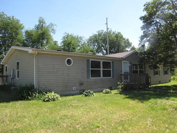 63739 White St, Cassopolis, MI 49031 