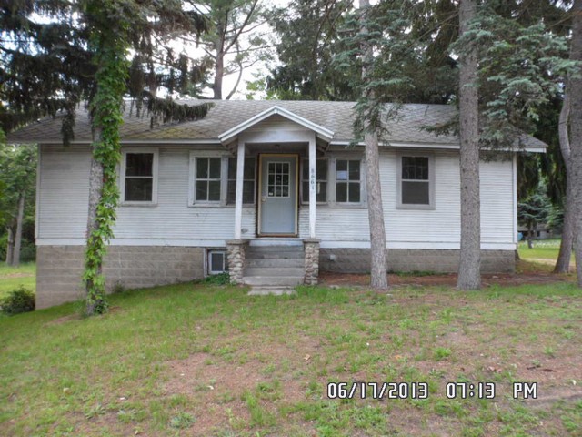 8661 Cook St, Montague, MI 49437 