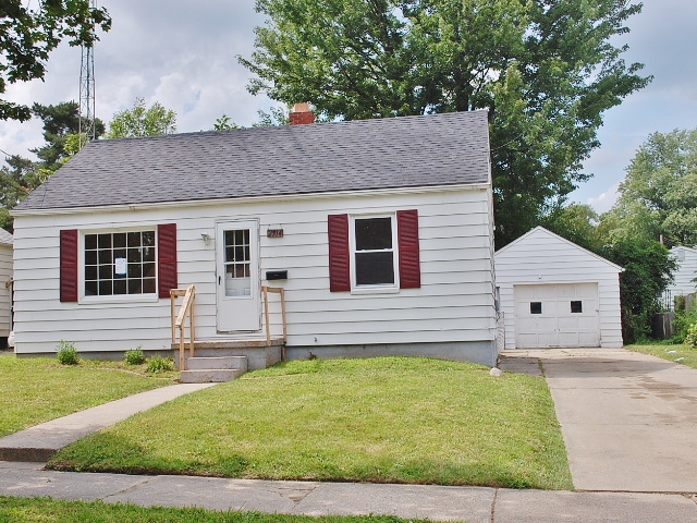 2914 Brandon St, Flint, MI 48503 