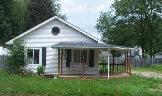 226 Curry St, Clio, MI 48420 