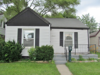 27612 Brettonwoods St, Madison Heights, MI 48071 