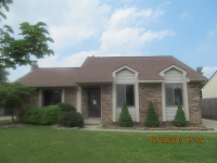 25783 Mary St, Chesterfield, MI 48051 