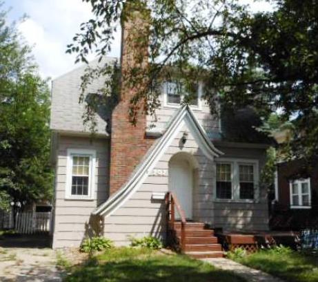 907 S Grinnell, Jackson, MI 49203 