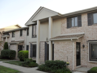 29192 Yorkshire Ln #50, Warren, MI 48088 