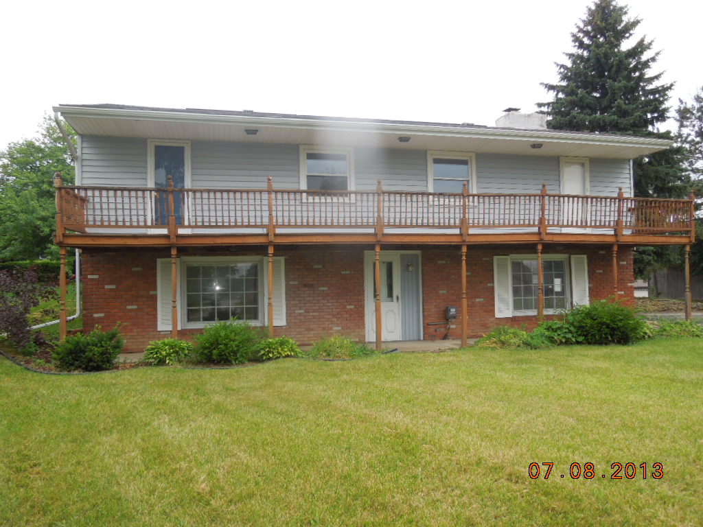 605 Ridgeview Dr, Corunna, MI 48817 
