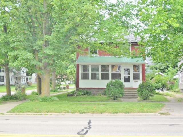 324 W Lawrence Ave, Charlotte, MI 48813 