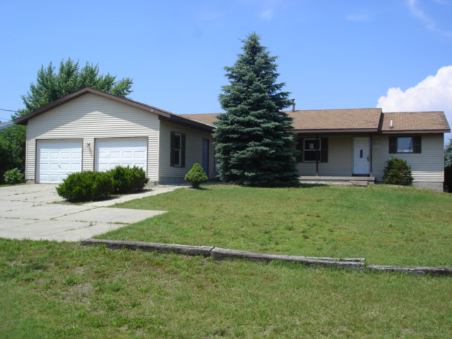 14761 Riley St, Holland, MI 49424 