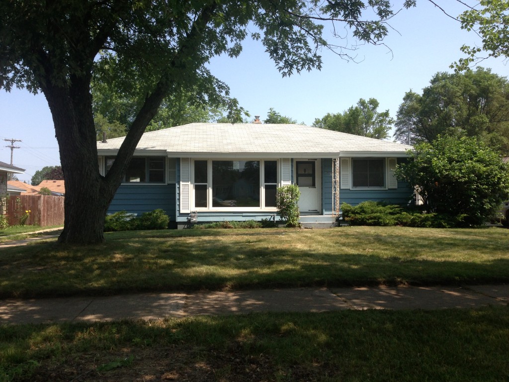 1153 Den Hertog St SW, Wyoming, MI 49509 