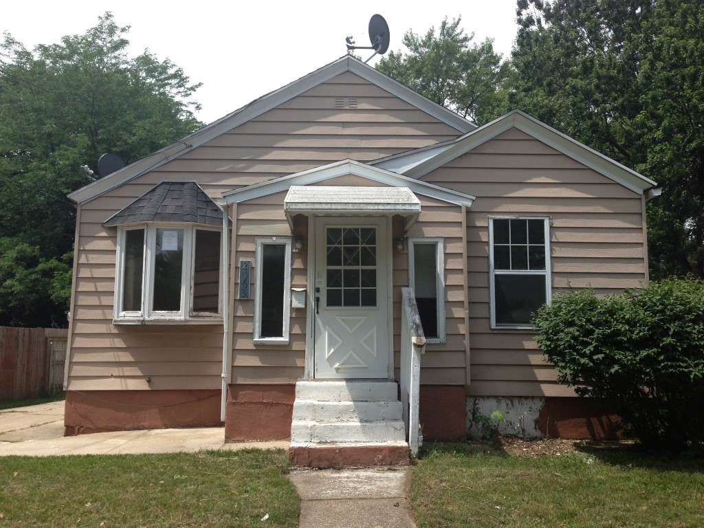 2063 Collingwood Avenue SW, Wyoming, MI 49509 