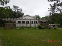 1010 Francis Rd, Howell, MI 48843 
