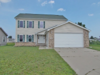 45466 Lone Pine Ln, Macomb, MI 48044 
