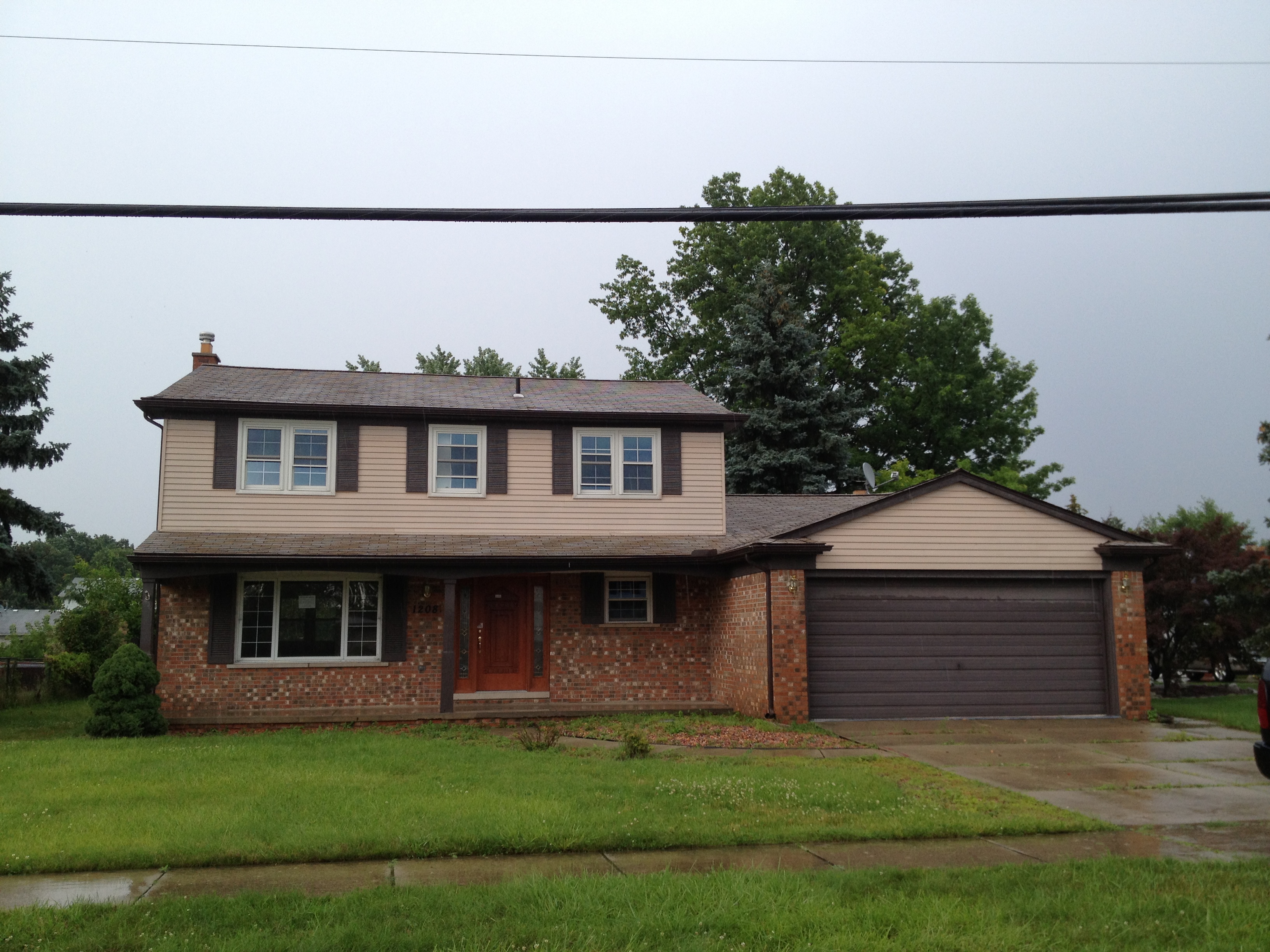 1208 N John Daly Rd, Dearborn Heights, MI 48127 