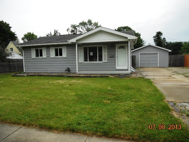 635 Evergreen Ln, Saginaw, MI 48604 