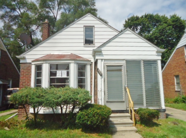 19325 Plainview Ave, Detroit, MI 48219 