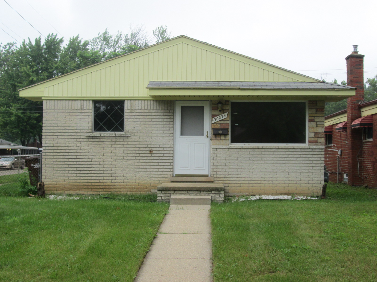 30074 Oakwood, Inkster, MI 48141 