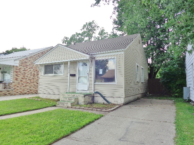23735 Melville Ave, Hazel Park, MI 48030 