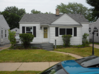 28086 Waverly St, Roseville, MI 48066 