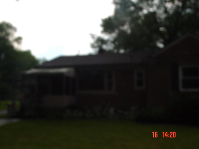 16841 Centralia, Redford, MI 48240 
