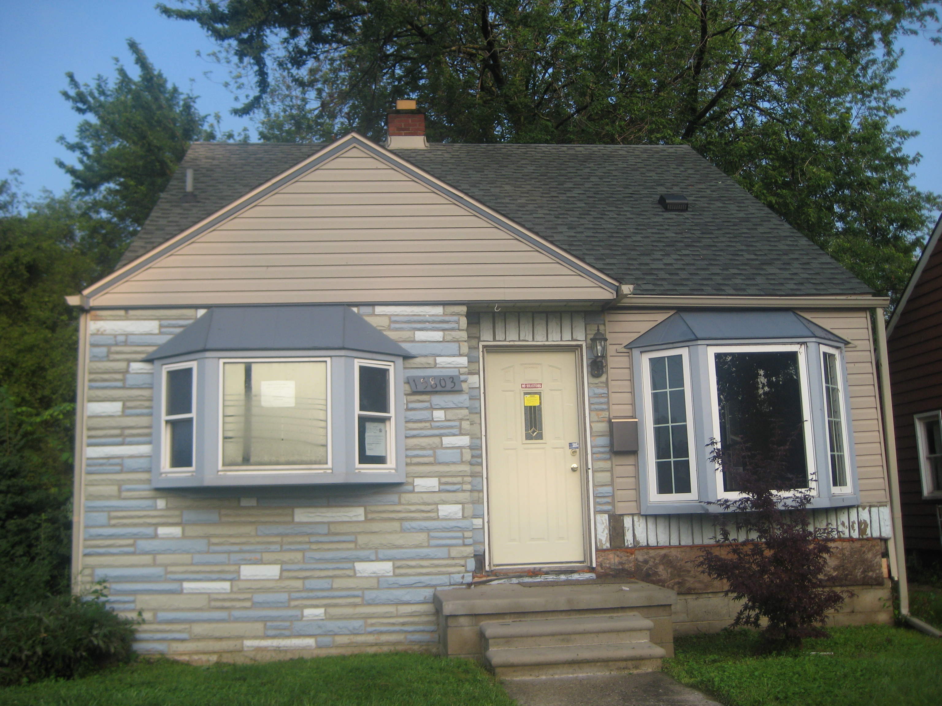 15803 Beech Daly Rd, Redford, MI 48239 