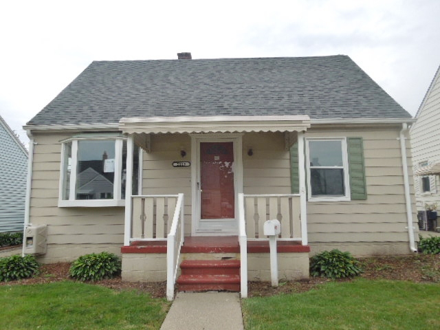 2115 White Ave, Lincoln Park, MI 48146 