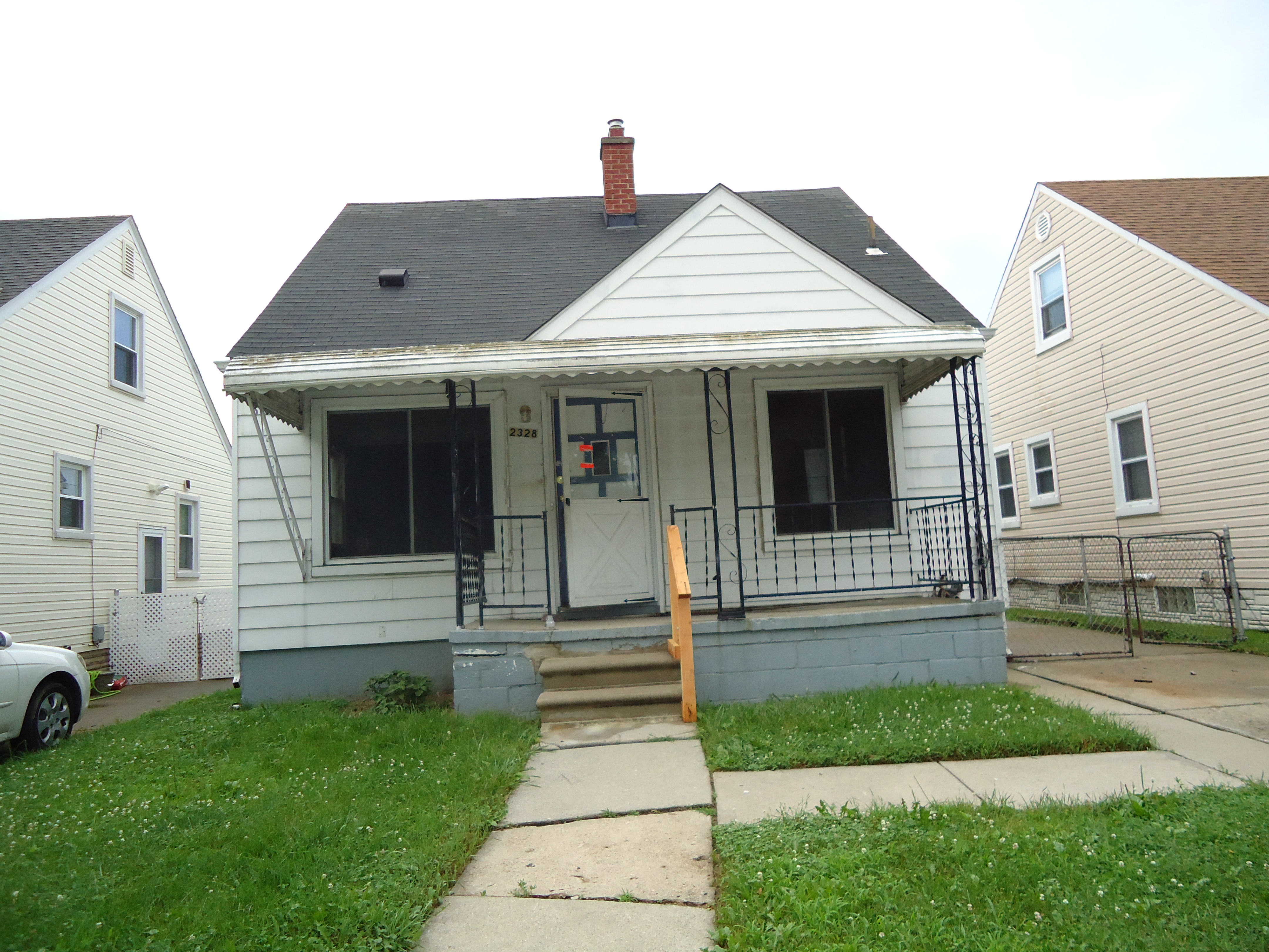 2328 Progress Ave, Lincoln Park, MI 48146 