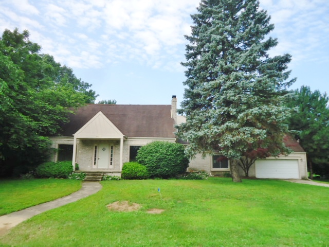 26597 Ross Dr., Redford, MI 48239 