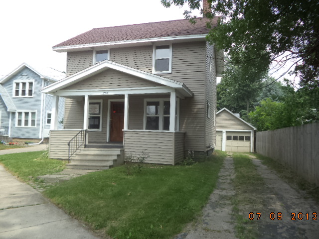 733 6th Street, Jackson, MI 49203 