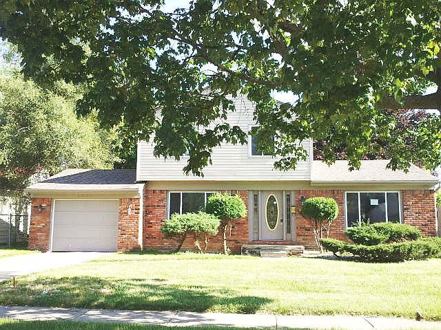 1837 Springfield St, Flint, MI 48503 