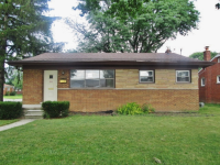 24272 Petersburg Ave, Eastpointe, MI 48021 