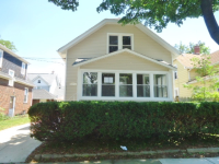 2617 4th St, Trenton, MI 48183 