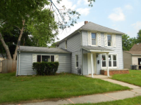 915 Market St, Algonac, MI 48001 