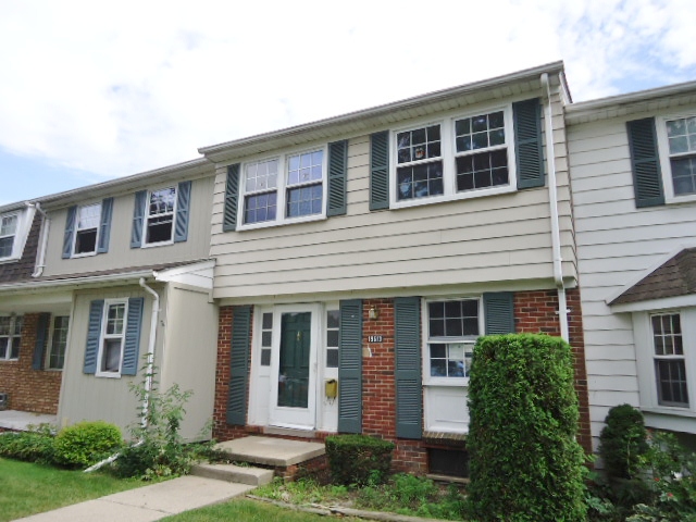 19613 Neptune Ct #277, Northville, MI 48167 