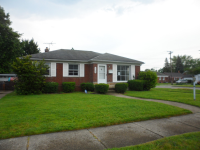 17006 Juliana Ave, Eastpointe, MI 48021 