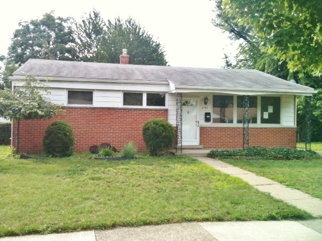 6750 Bison St, Westland, MI 48185 