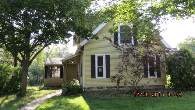 415 N Hickory St, Owosso, MI 48867 