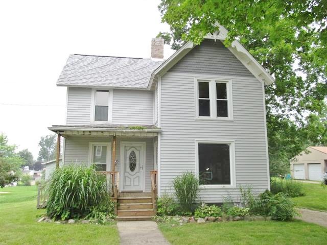 316 Wilcox St, Hudson, MI 49247 