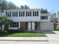 20268 Danbury Ln, Harper Woods, MI 48225 