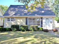 2216 Mackinaw St, Saginaw, MI 48602 