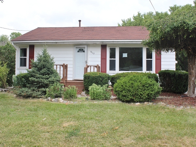 3112 Devonshire St, Flint, MI 48504 