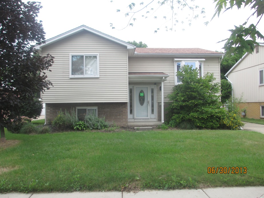 32076 Mt Vernon, Rockwood, MI 48173 